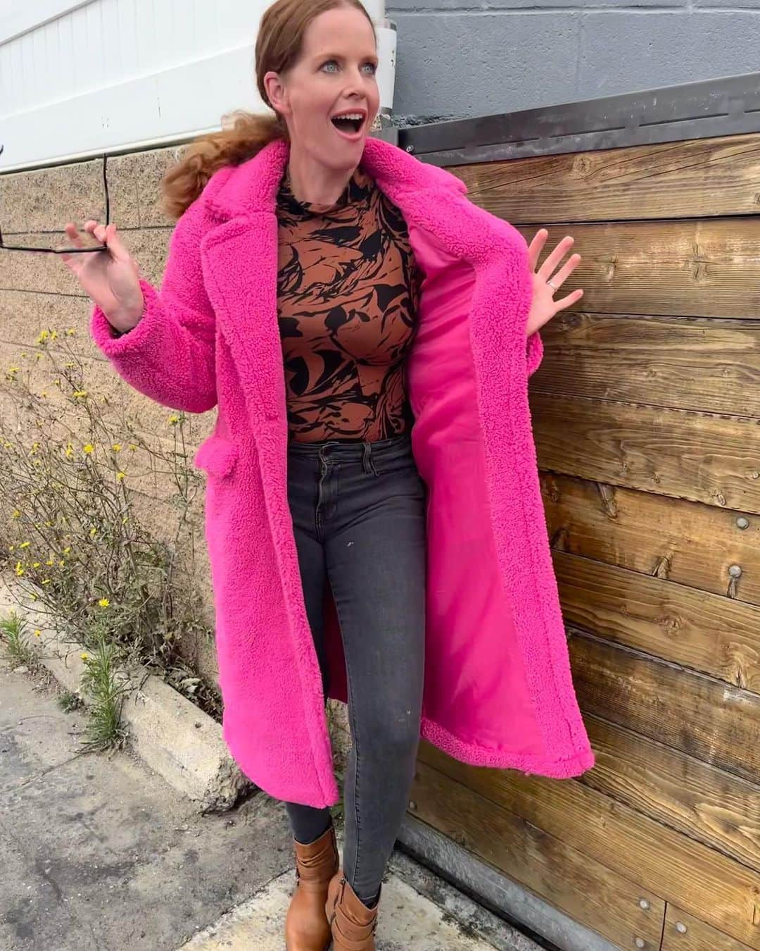 レベッカ・メイダーさんのインスタグラム写真 - (レベッカ・メイダーInstagram)「Don’t take yourself too seriously innit💖🤪」5月24日 4時05分 - bexmader