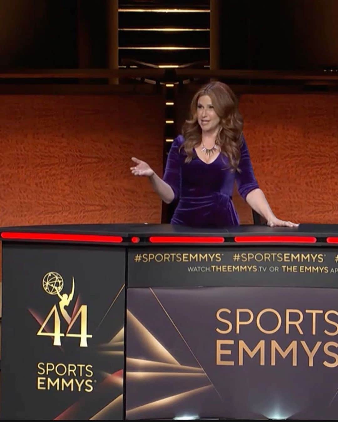 レイチェル・ニコルズさんのインスタグラム写真 - (レイチェル・ニコルズInstagram)「Sports Emmys! Was an honor being a presenter last night. Plus: afterparties 😎」5月24日 4時21分 - rachel_nichols