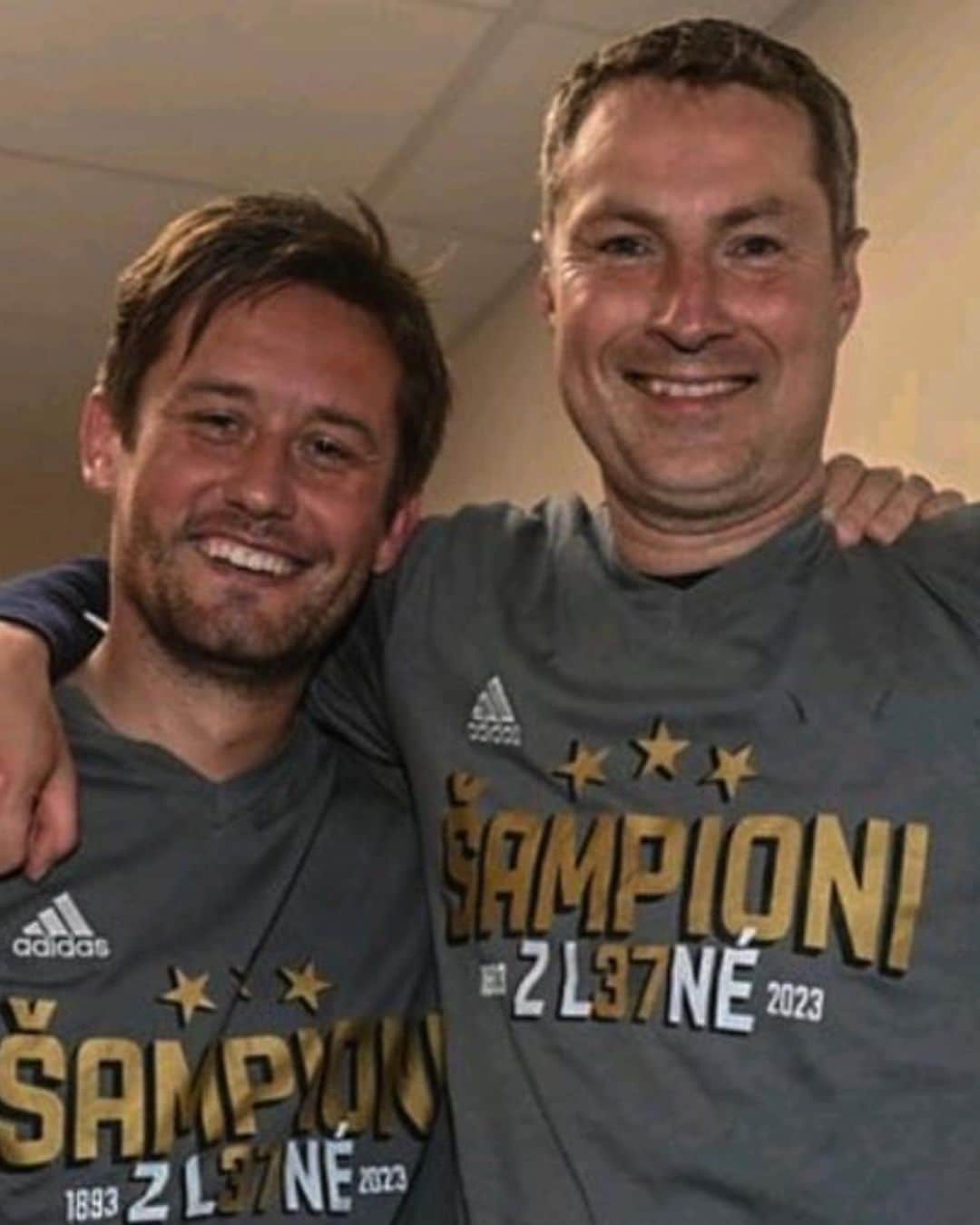 トマーシュ・ロシツキーのインスタグラム：「Champions. ACS」
