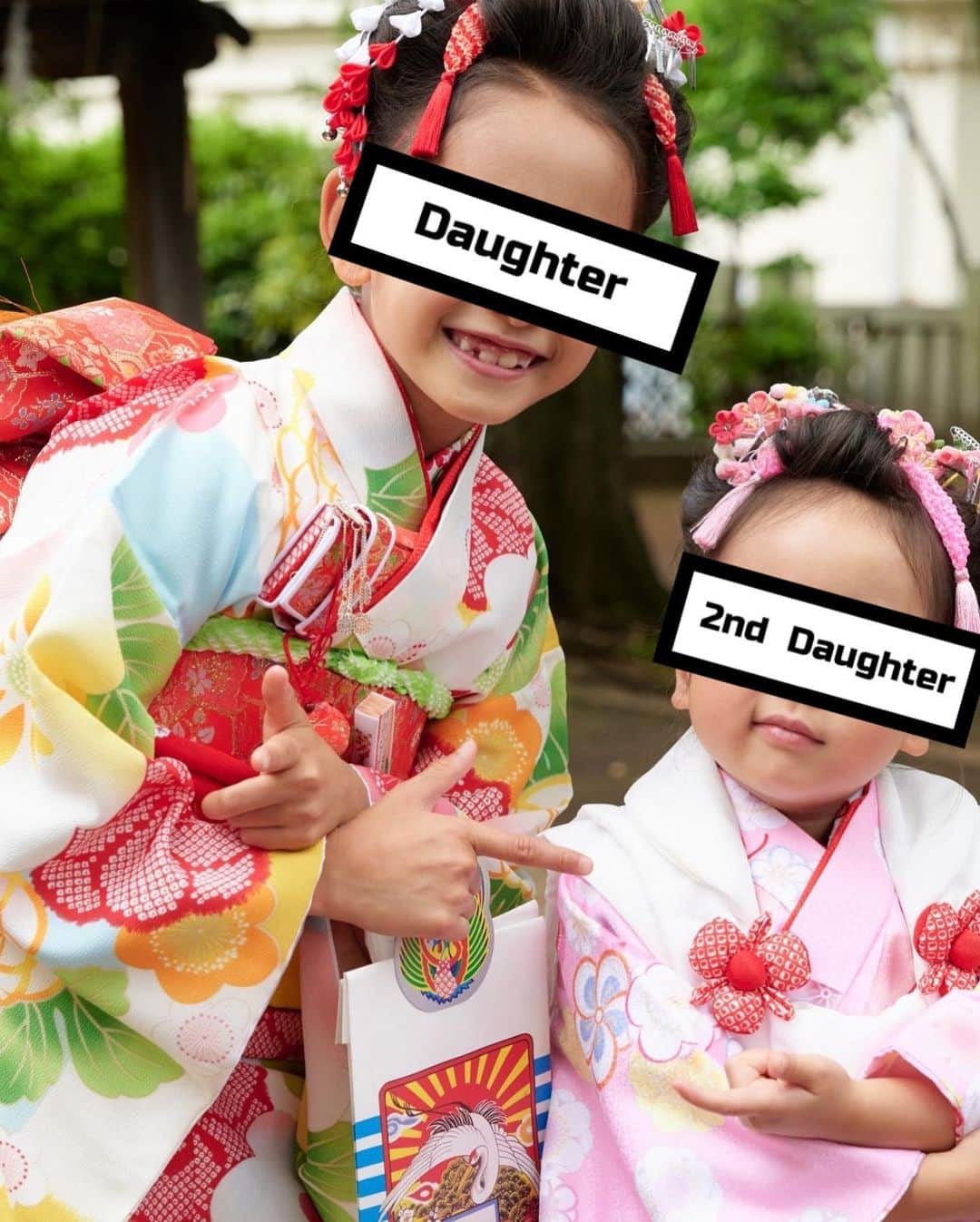 藤本美貴さんのインスタグラム写真 - (藤本美貴Instagram)「やっと！やっと！ 七五三の撮影できました♡  長女が7歳 次女が3歳 と言う事でせっかくなので家族で着物お借りして撮影しましたー♡  素敵な家族写真になりました♡  こう言う節目でまた改めて成長を感じますね♡  愛してるよ♡♡♡  @kimonoyamato @yandsons @yamato_kimonodreammakers」5月24日 8時09分 - mikittyfujimoto