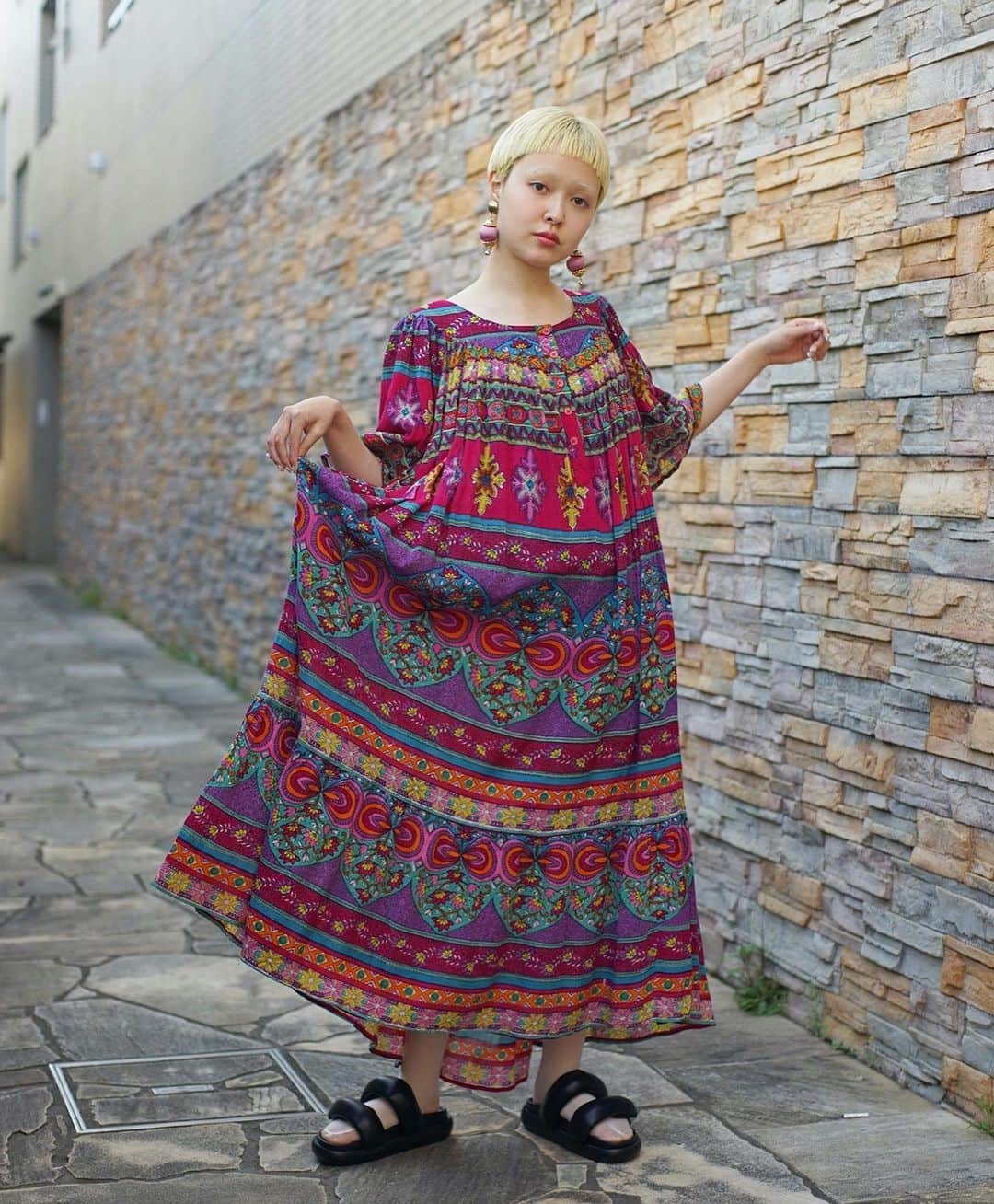 PUNK CAKEさんのインスタグラム写真 - (PUNK CAKEInstagram)「⭐️NEW ARRIVAL⭐️ ☑︎ S/S pink ethnic dress【SOLD】  Now on sale ➡︎ ONLINE STORE   PUNK CAKE POP-UP 5/27(土)〜6/2(金)  学大高架下Market出店　 6/3(土).4(日)  model / @momooka_koyoi」5月24日 20時45分 - punk_cake