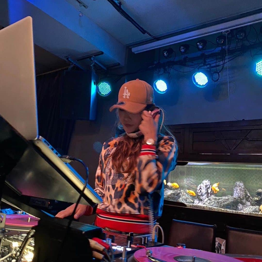 MAYUMIのインスタグラム：「PLAYAZ”B”メンバー(* ॑꒳ ॑* ) DJKOJIさん主催の伝説のPARTY♫ 最高なイベントでした🍀  KOJIさん、LL BROTHERSのお兄ちゃんTAKANORIさん、Asako、立花さん✨ 久しぶりに会えてほんと嬉しかったです☆」