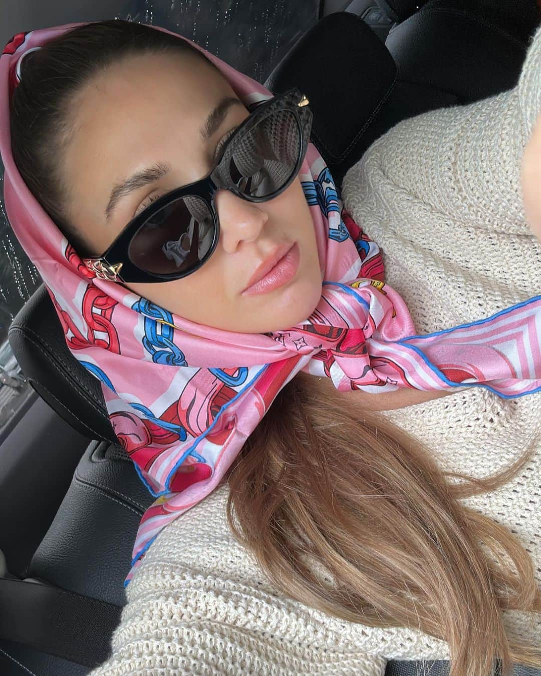 アン・キャサリン・ボメルのインスタグラム：「Lago D‘Orta Cruise before the main Cruise #LVCruise @louisvuitton」