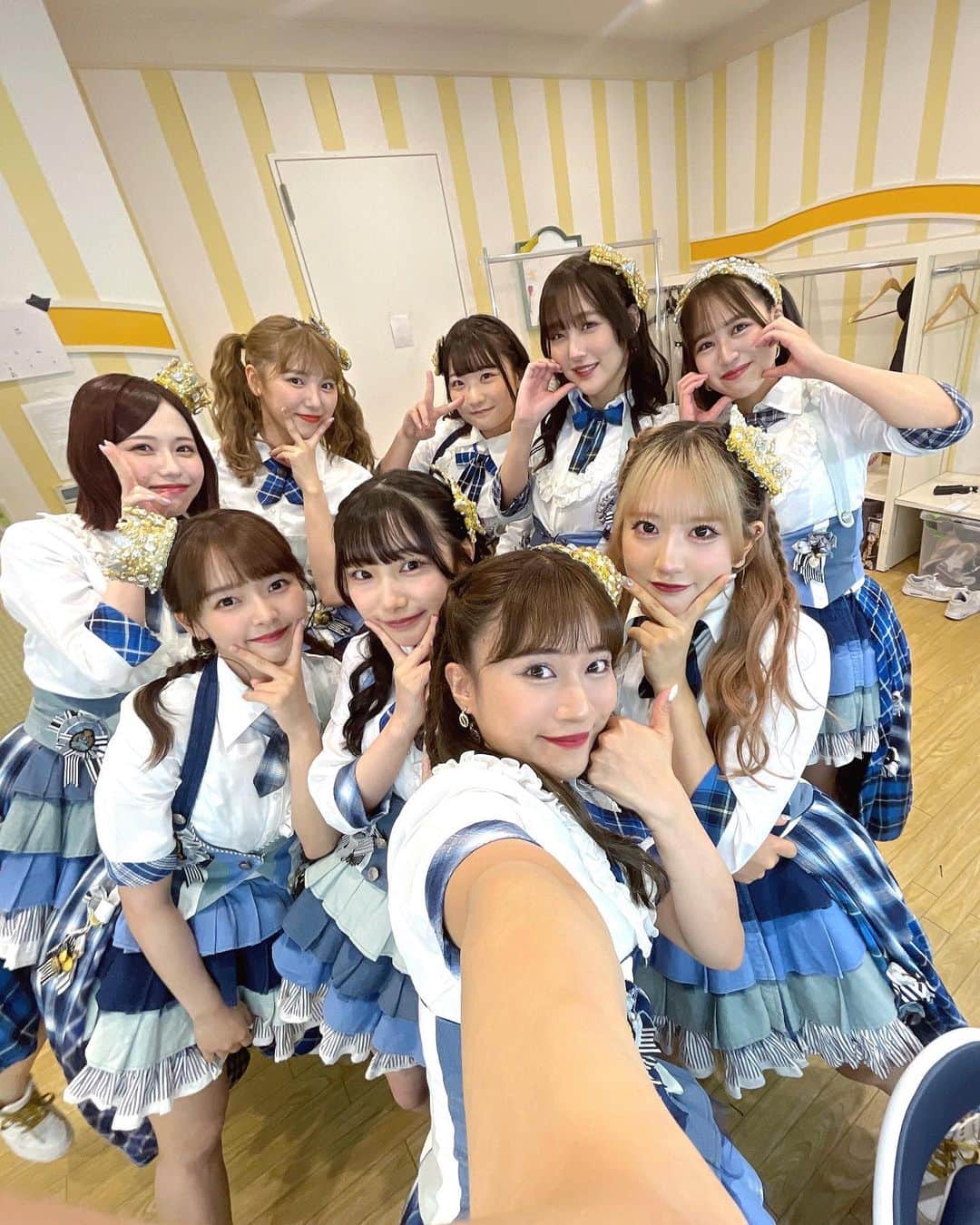 のインスタグラム：「ㅤㅤㅤㅤㅤㅤㅤㅤㅤㅤㅤㅤㅤ 楽屋にいたメンバーで🤳🏻 だいすきチームE💚」