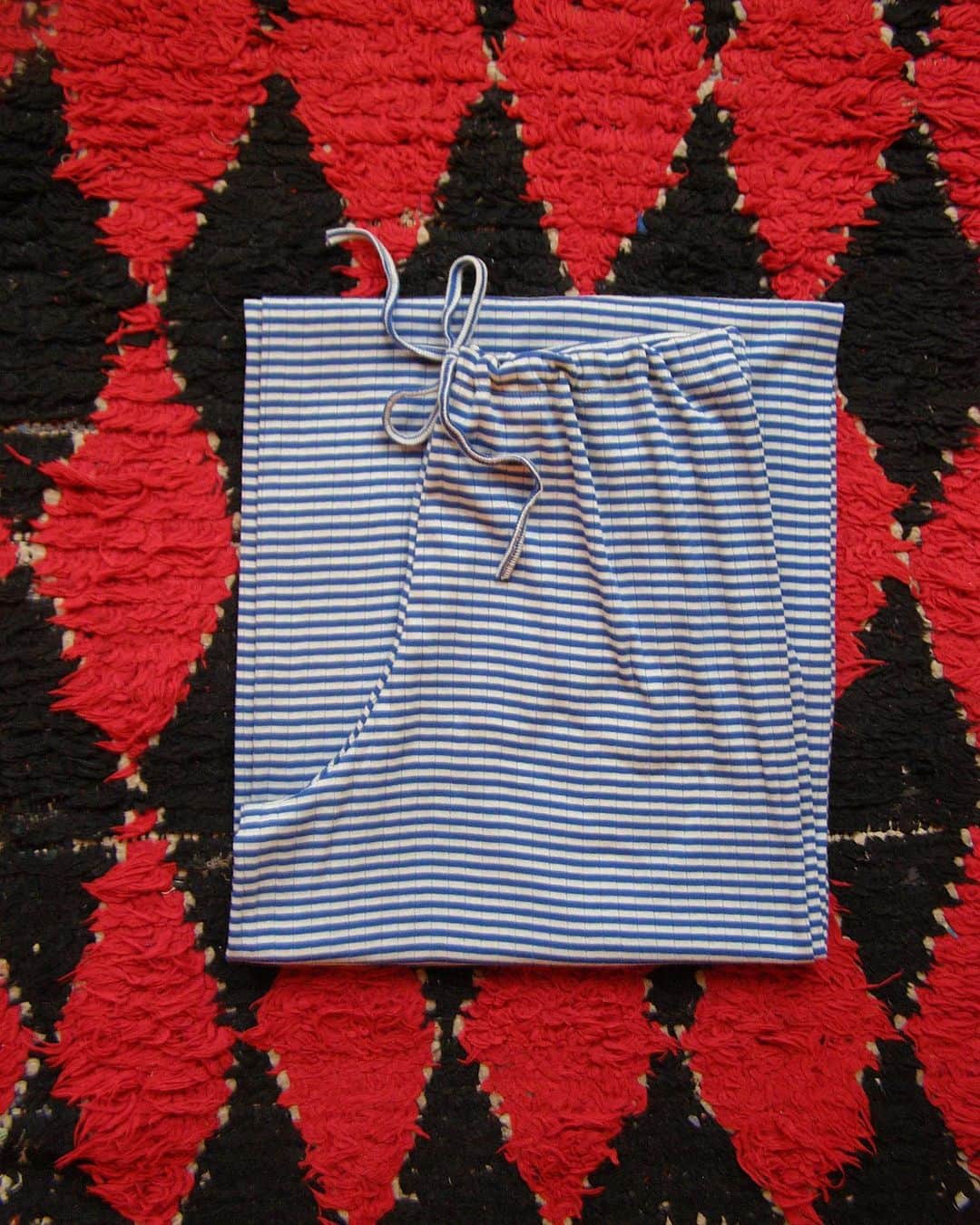 マッツノーガードさんのインスタグラム写真 - (マッツノーガードInstagram)「The NPS Nova Pants are now available in 7 new colours: Solid Colour Light Pink, Orange, Light Purple, Broadway Green/Ecru, Fine Stripe Klein/Ecru, NPS Stripes Black/Ecru, and Tie Dye Klein/Ecru.  The @norgaardpaastroget Nova Pants is a redesign of the classic #101 t-shirt designed by Jørgen Nørgaard in 1967. The pants were designed in 2020. The pants have a loose fit with a drawstring closing on top and are produced in our sewing room in Korsør (DK). The fabric is knitted in Ikast (DK) from 100% BCI cotton. The NPS Nova Pants are one-size but comes in two different lengths. Find the NPS Nova Pants in @norgaardpaastroget @madsnorgaardaarhus @madsnorgaardberlin, and online at madsnorgaard.com 🌈」5月26日 17時00分 - madsnorgaard