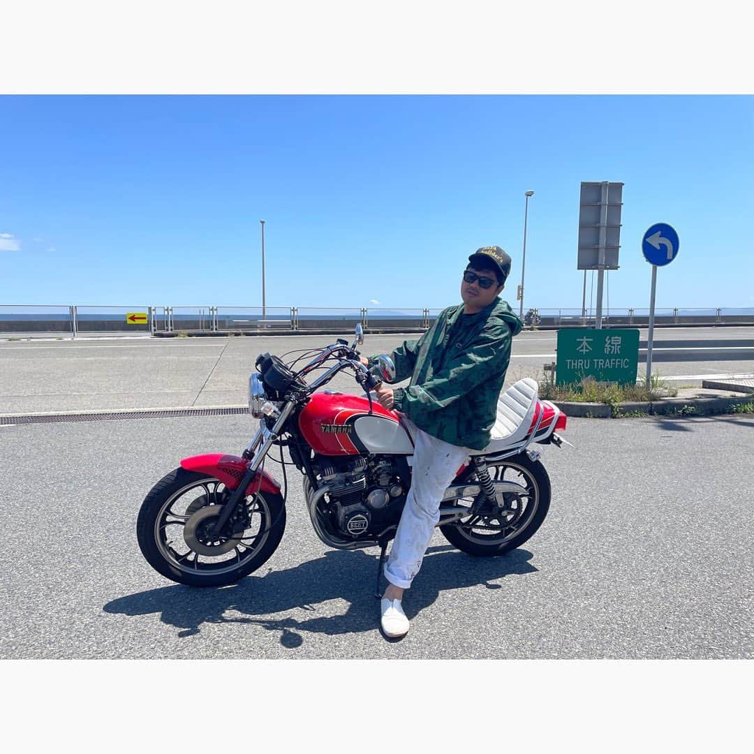 佐田正樹のインスタグラム：「今日はXJ。  老夫婦とツーリング。」