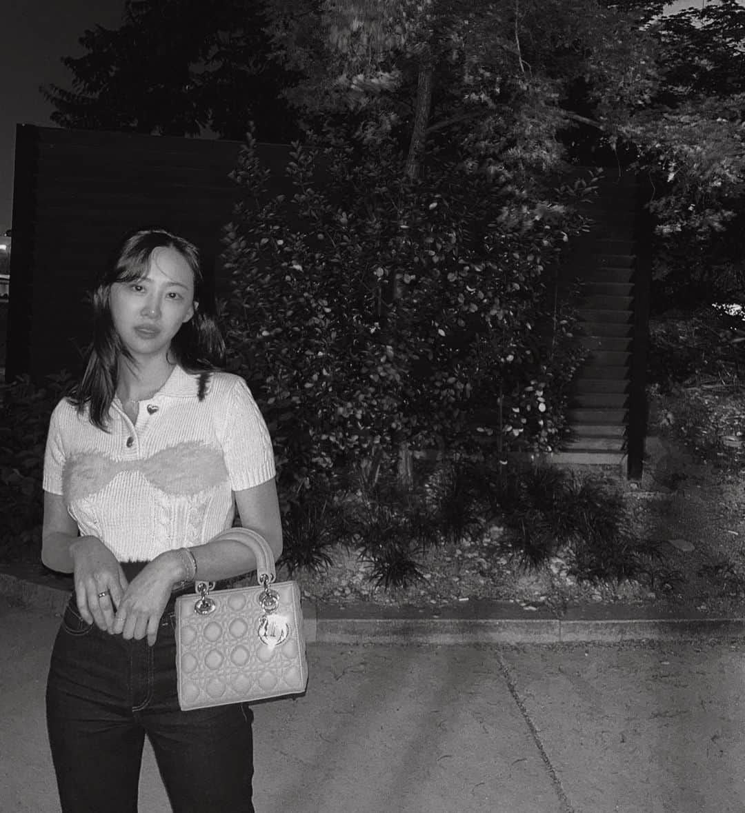 ダソム さんのインスタグラム写真 - (ダソム Instagram)「밤 산책」5月24日 20時25分 - som0506