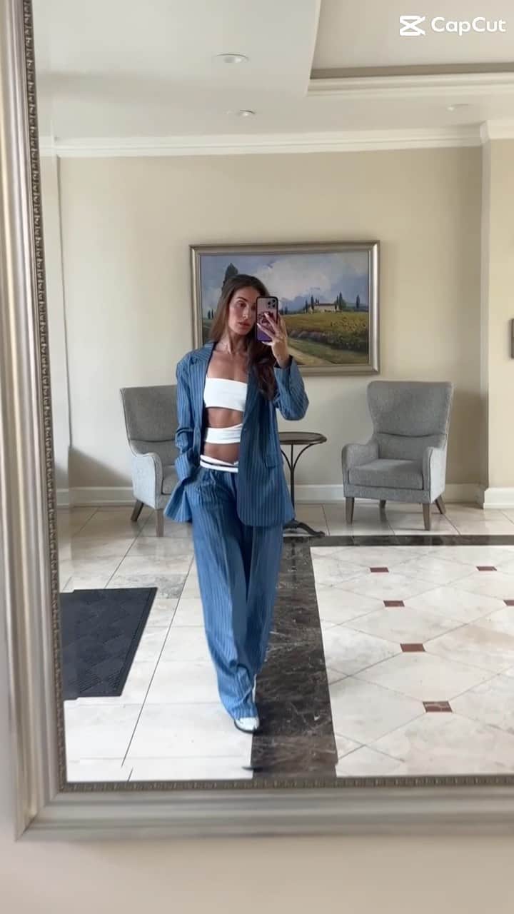 Kaylee Ricciardiのインスタグラム：「Suited up @jaggerandstone」