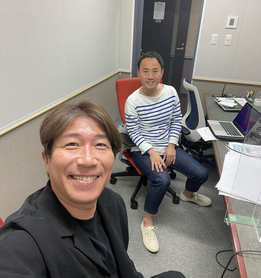 多村仁志さんのインスタグラム写真 - (多村仁志Instagram)「. JSPORTSにてCHC@NYMを熊谷アナウンサーと共に解説。 鈴木誠也選手の先制ホームランは完璧で美しかった！  #MLB #鈴木誠也 選手所属 @seiya.suzuki.1 #ChicagoCubs @cubs #千賀滉大 選手所属 @kodai_senga_ #NewYorkMets @mets #メジャーリーグ #楽しい」5月24日 12時01分 - hit_tamu
