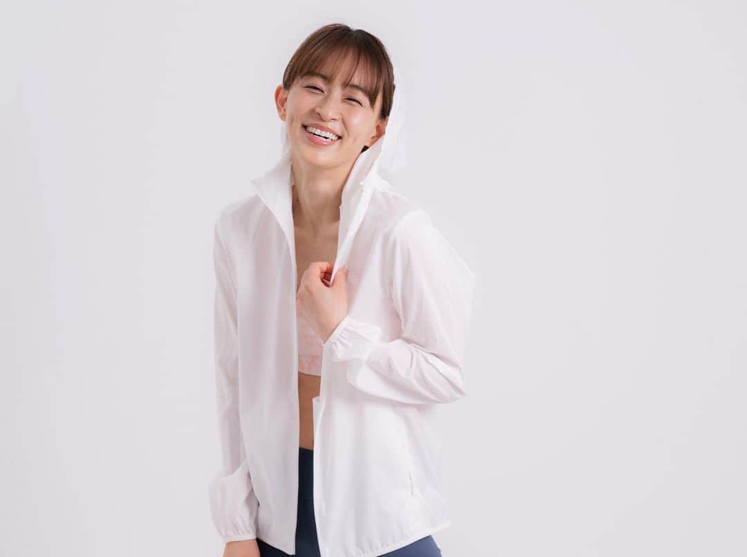 田中理恵のインスタグラム：「ご報告させていただきます。  関わってくださる皆様のサポートのおかげで、先日、第二子となる男の子を出産致しました。 おかげさまで母子ともに健康です。  家族にも助けてもらいながら、新しい生活を楽しみながら、私らしく頑張りたいなと思います☺️ ここからは、今まで身体を動かせなかった分、自分なりにしっかり身体を動かしていきたいと思います☺️‼️ まずはストレッチ中心のリエフィットを頑張ります！（本来はフィットネスですが、リエフィットって勝手に呼んでます笑） 皆様、今後とも、引き続き宜しくお願い申し上げます。」