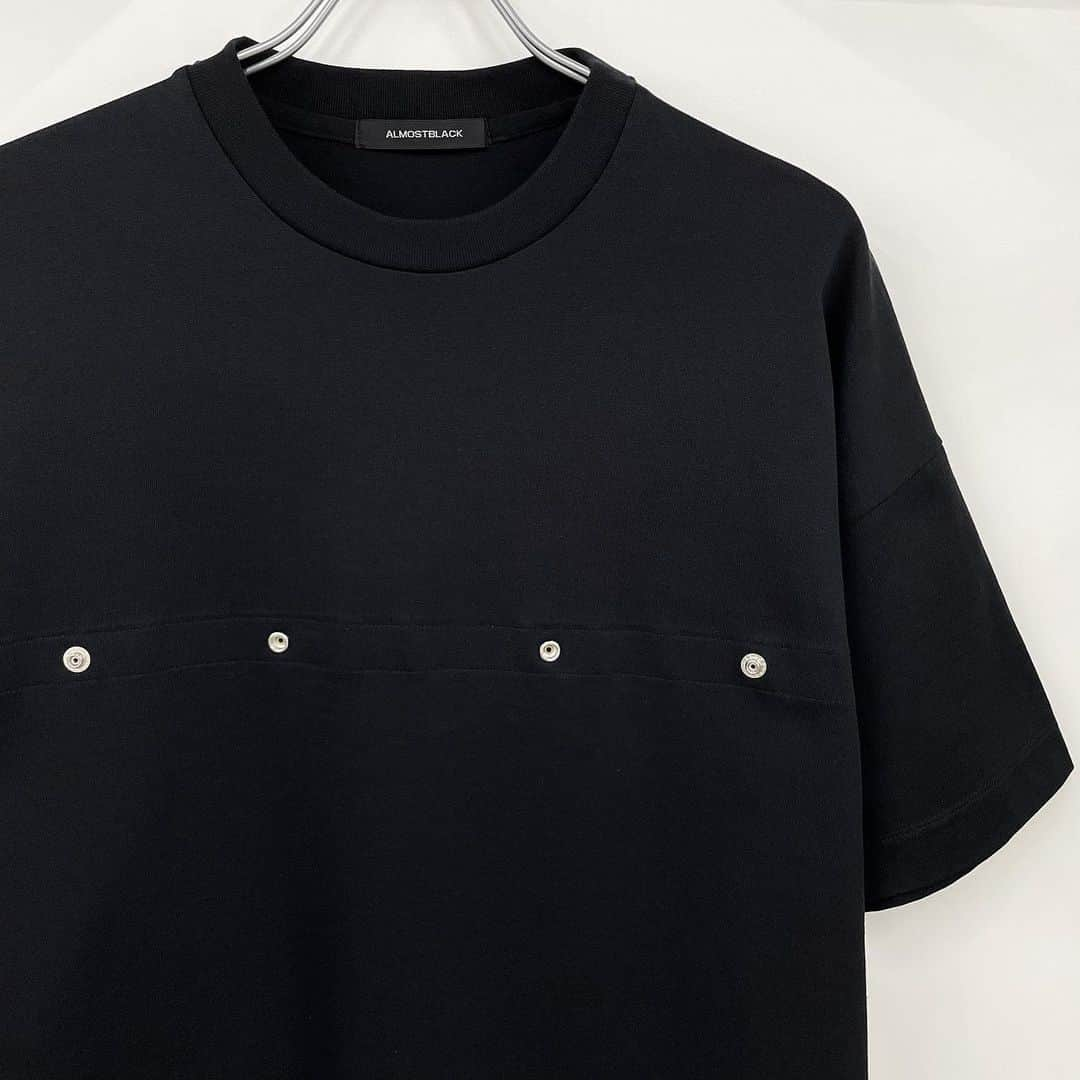 エリミネイターさんのインスタグラム写真 - (エリミネイターInstagram)「23SS ALMOSTBLACK BLACK LINE has arrived at ELIMINATOR.  ▪︎ALMOSTBLACK BLACK LINE / BUTTON TEE SHIRT  PRICE : ¥22,000 ( inc. tax ) . #almostblack #eikohhosoe #photograph #photography #blackandwhite #細江英公 #ss23 #ss23collection #23ss #dvec #fashion #urbanwear #urbanfashion #fishing #techwear #mensfashion #menswear #newcollection #function #productdesign #eliminator #tokyo #military #uniform」5月24日 12時23分 - eliminator_tokyo