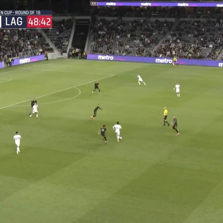 Major League Soccerのインスタグラム：「These two @lagalaxy finishes. @tylerboyd7 & @riquipuig help lead the Galaxy over LAFC 🚀😮‍💨  (🎥: @opencup)」
