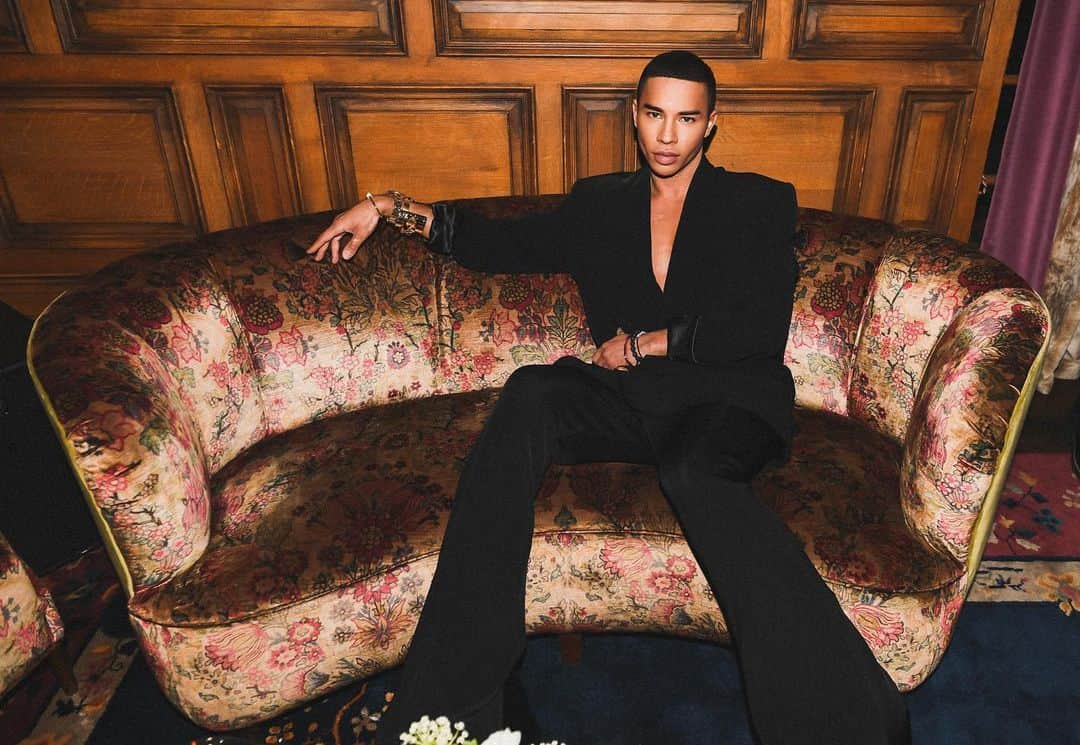 オリヴィエ・ルスタンのインスタグラム：「Balmain night in NYC 🇺🇸 #thenewfrenchestyle thank you all my incredible clients , journalists and models being friends of the house and spending this cozy moment together to discover the new prefall available in stores. It feels so good to connect with you with such an intimate and elegant way. This is luxury to me. OR」