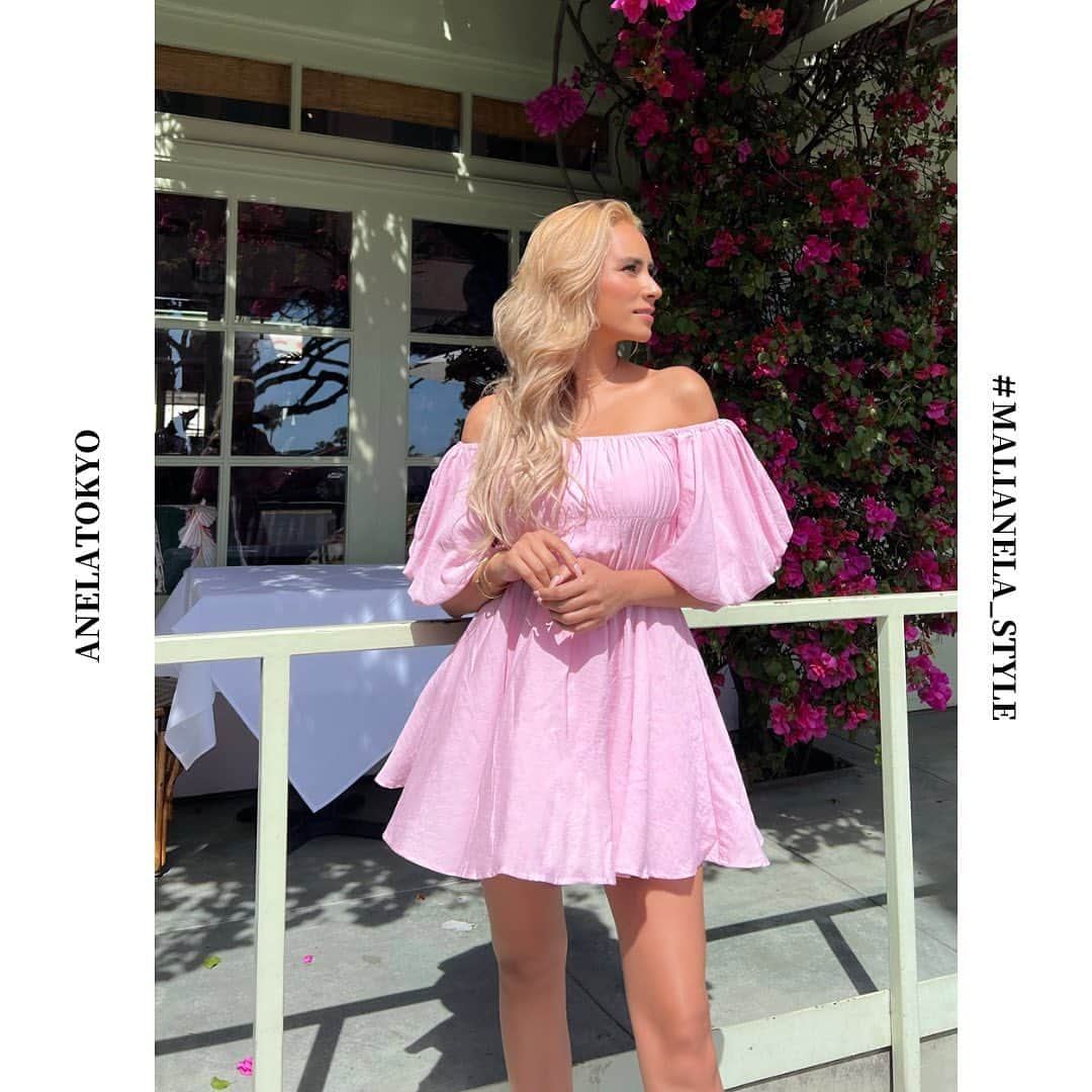 ANELA TOKYOのインスタグラム：「𝐋𝐀 𝐂𝐨𝐥𝐥𝐞𝐜𝐭𝐢𝐨𝐧🇺🇸  ボリュームパフフレアワンピース Price: ¥15,400 Color:PINK/WHITE Size:S/M  #anelatokyo #AnelaTokyoShootingInLA」