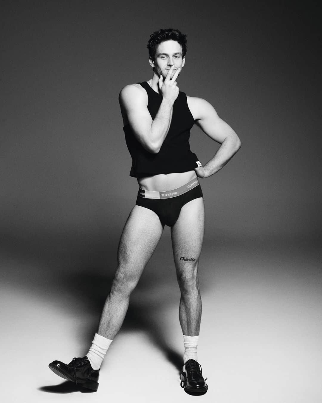 Just Jaredさんのインスタグラム写真 - (Just JaredInstagram)「"13 Reasons Why" actor Brandon Flynn posed in his underwear for Calvin Klein's Pride campaign. Lots more photos on JustJared.com! #BrandonFlynn #CalvinKlein Photos: Karim Sadli」5月24日 16時05分 - justjared