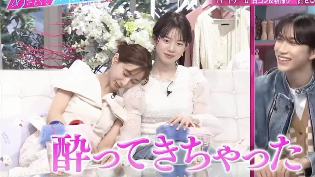 弘中綾香　ファンアカウントのインスタグラム：「田中みな実お持ち帰りでーす😁  #あざといよ弘中ちゃん  #あざとくて何が悪いの #田中みな実 #弘中綾香 #弘中ちゃん #弘中 #弘中アナ #あざとくてなんなん  #ini」