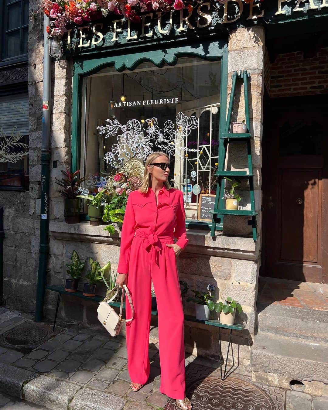 タラジャーモンさんのインスタグラム写真 - (タラジャーモンInstagram)「Pink Therapy ❤️ @mmequeenb   #taragirl #tarajarmon #fashion #PE23 #newin」5月24日 16時38分 - tarajarmon