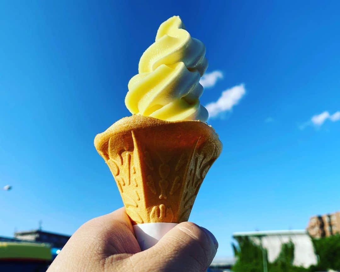 火口秀幸のインスタグラム：「暑い って事は、これだ 🍦」