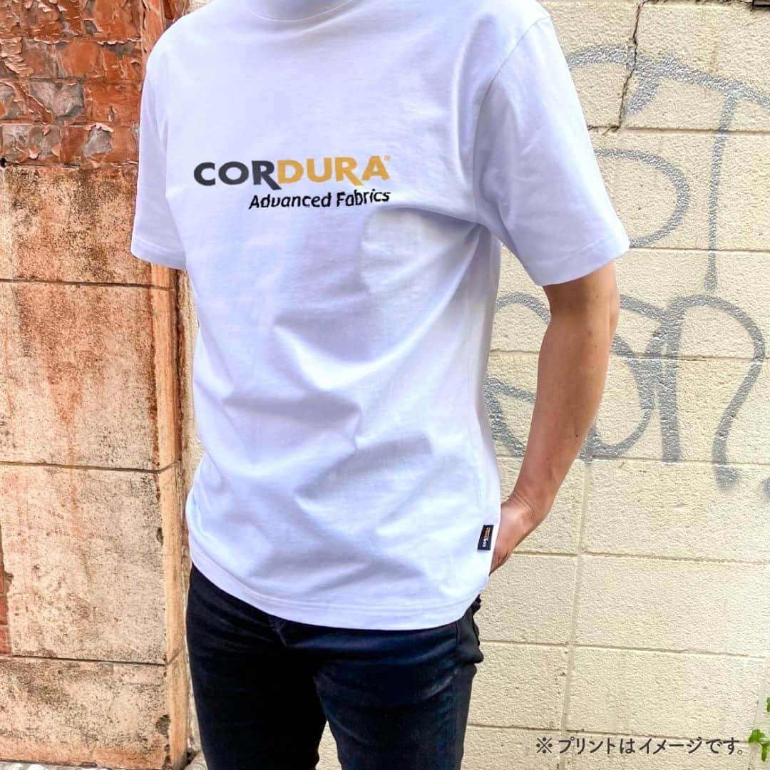 CORDURA®(コーデュラ®)日本版公式アカウントさんのインスタグラム写真 - (CORDURA®(コーデュラ®)日本版公式アカウントInstagram)「エシカルを、みんなのものに。リサイクル素材やオーガニック素材でつくりあげたプリンタブルブランド「SLOTH（スロス）」のコーデュラ® Tシャツは、強度と耐久性に優れたCORDURA®NYCO (コットンとの混紡ニット)を使用し、タフさを追求したロングライフな１枚になっています。 SLOTH は、このアイテムをTシャツのボディとして国内に在庫を持つことで、無駄の無いよう、必要な時に必要な数だけ、1枚からスピーディーにお届けします。 ・ こちらの素敵なお写真は @sloth.ethical さんのお写真です。 ・ CORDURA® （コーデュラ® ）日本版公式アカウントです。CORDURA® は、耐久性に優れた素材として50年以上の実績のあるインビスタ社のファブリックブランドです。 ・ このアカウントでは、みなさんのCORDURA® を使用したプロダクトの自慢の1枚をご紹介しております。当アカウントをフォロー後、「#コーデュラジャパン」のハッシュタグをつけて投稿していただくとリポストさせていただくこともあります。みなさんの素敵な投稿をお待ちしております。 ・ #コーデュラ #cordura #コーデュラナイロン #코듀라 #タフ #耐久性 #素材 #リサイクル #オーガニック #SLOTH #スロス #tシャツ #オリジナル #シンプル」5月24日 17時00分 - cordurabrandjp