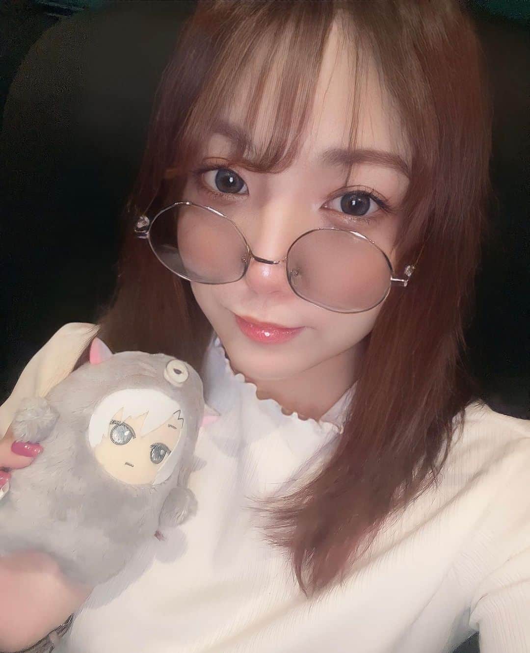 のインスタグラム：「‪ꔛ‬♡‪ 出勤だよー！ 今日から4連勤だよ！頑張る🫶🏻 ここ数日寒くない？もう上着着たくないんだけど！w  #バルセロナグループ #ピーアンドジェー #札幌 #すすきの #ススキノ #キャバクラ #キャバ嬢 #キャバクラ嬢 #ニュークラブ #ニュークラ #ニュークラ嬢 #キャバ #ラウンジ #ラウンジ嬢 #ガールズバー #ホステス #すすきのキャバクラ #すすきのキャバ嬢 #すすきのグルメ #札幌旅行 #美人 #美女 #可愛い #可愛い女の子 #銀座 #六本木 #北新地 #錦 #中洲 #オタク」
