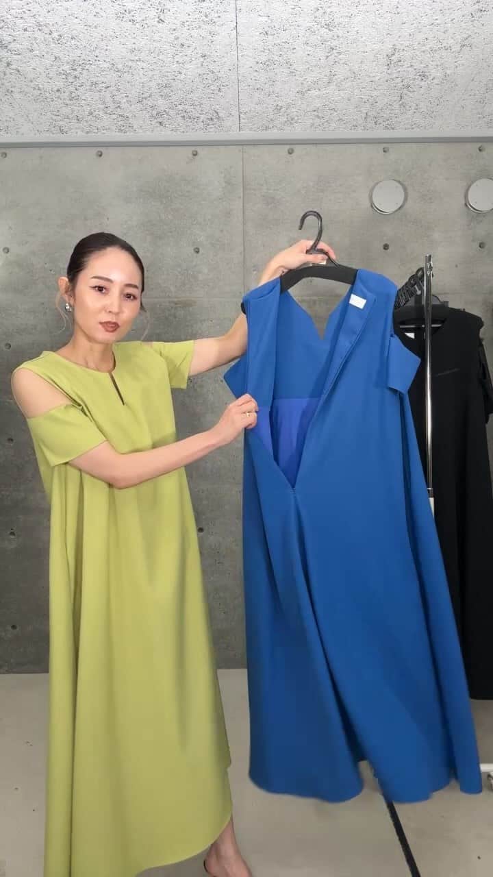 のインスタグラム：「5/24☆INSTA LIVE☆ ・ ・ ご視聴いただきありがとうございました💋💋 明日からは完全サマーアイテム入荷となります！ シーズンもの以外に、長く使えるシーズンレスアイテムも勿論ご用意しています🙆‍♀️✨ 目玉アイテムは、昨年再販のなかった肩あきワンピが大人な夏新色を加えて再販となります！ 短い夏のアイテムは再販がない可能性が高いので、 是非お早めにチェックしてみて下さいね🌻🏝️ ⁡ ⁡ ⁡ ⁡ ⁡ ⁡ ⁡ 🎁5/25(木) 12:00 - 5/26(木) 11:59🎁 24h新作限定 新作購入で通常ポイント+10%付与 ⁡ ⁡ @mieli_invariant  5/25(木) 12:00- ⁡ -NEW ARRIVAL- ▶︎no.501202 Verona Patch Skirt ▶︎no.501191 Jacquard Sheer C/A Onepiece ▶︎no.501218 Sheer Knit Over TEE ▶︎no.501216 Back Open Cut TEE ⁡ -RE STOCK- ▶︎no.501029 Grace Cutting Flare Dress ⁡ ⁡ and more… ⁡ ⁡ ⁡ ⁡ ⁡ ⁡ ＿＿＿＿＿＿＿＿＿＿＿＿＿＿＿＿＿＿＿＿＿ #mieliinvariant#mieli#2023#spring#summer」