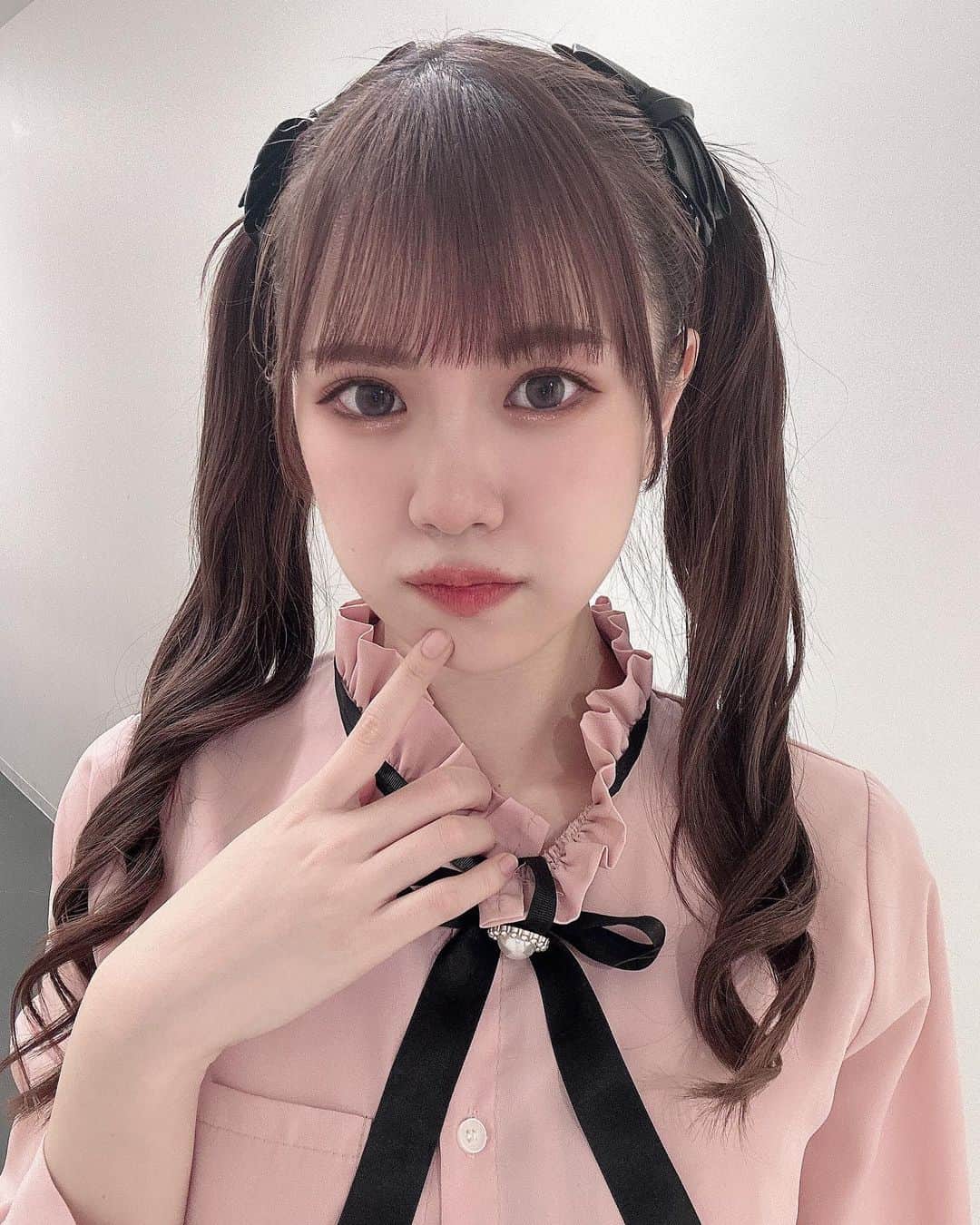 夢咲りりあのインスタグラム：「地雷女子りりあてゃ🎀🖤   #自撮り  #自撮り女子  #セルカ  #量産  #地雷系女子  #地雷  #地雷女  #地雷系ファッション  #ツインテール  #ツイン  #アイドル  #idol  #しえる」