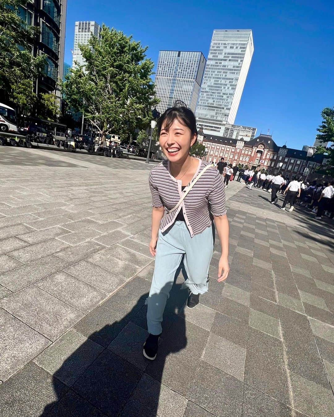 野乃さんのインスタグラム写真 - (野乃Instagram)「#CutieWalkJAPAN さんのYouTube撮影を してきました☺︎  ヘアメイクさんが撮ってくれたオフショット🙏♡  いい天気で良かった☀️ そして、風がとても強かったー！笑  公開されたら、またお知らせします📢」5月24日 21時25分 - nonono_onaka