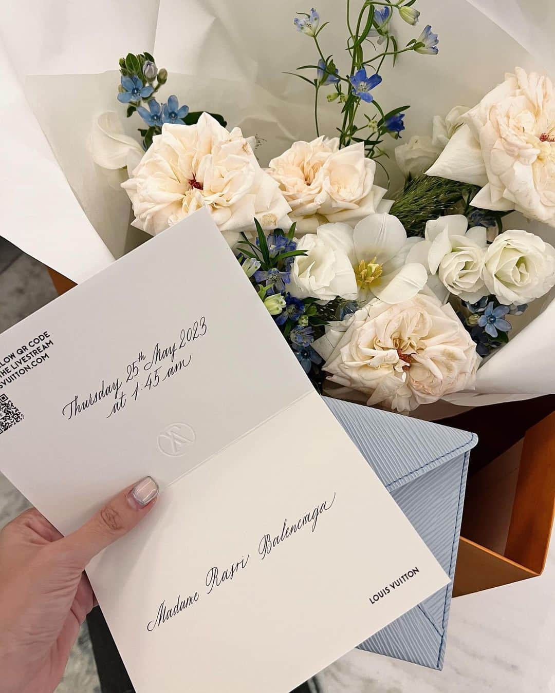 マギー・ラースリー・バーレンシエガーのインスタグラム：「Counting down for LV cruise 2024  #LVCRUISE24」