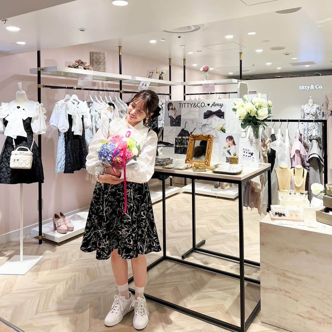 朝長美桜のグルメインスタ