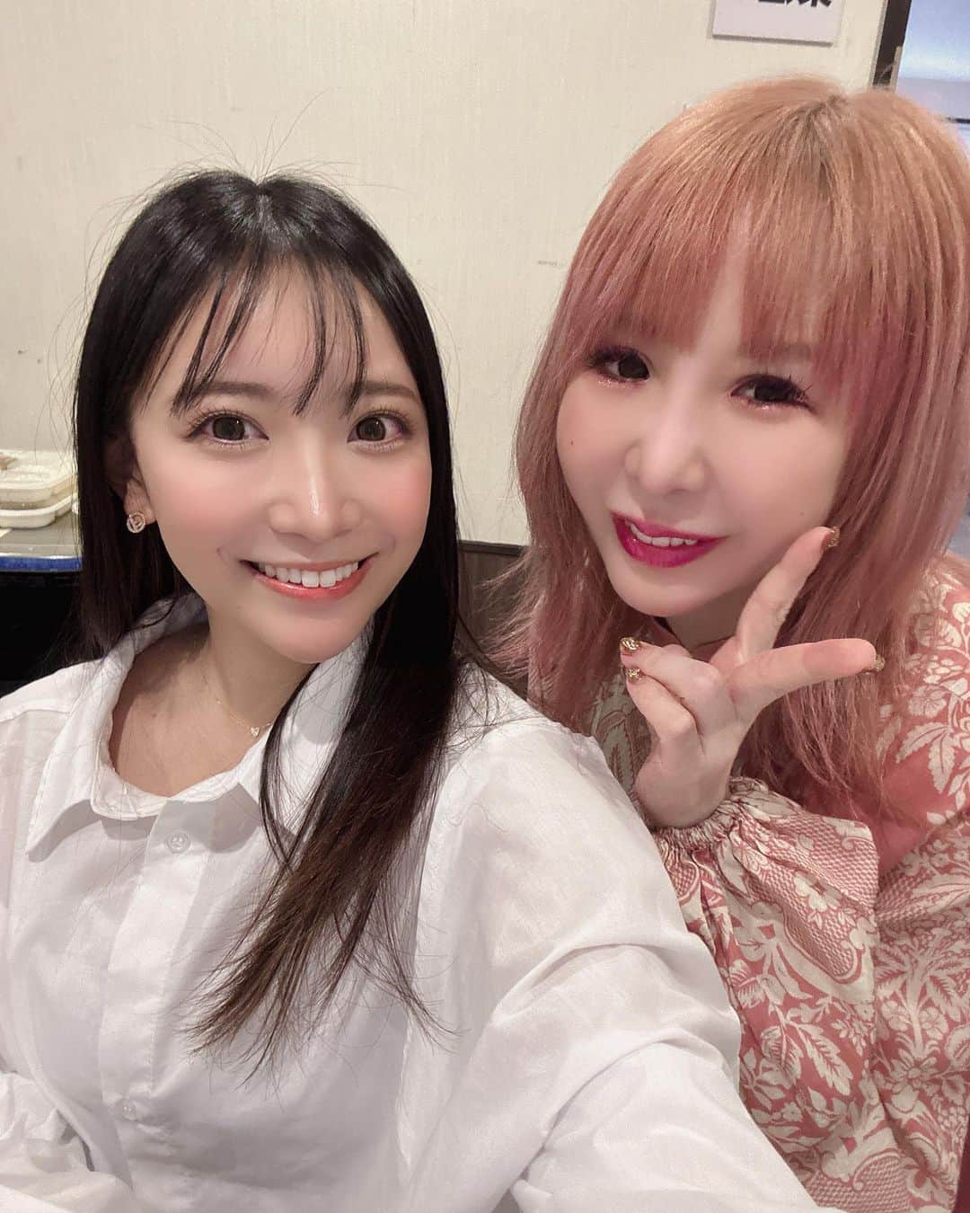のインスタグラム：「ラストアイドルの挑戦者オーディション振りに、大森靖子さんとお会いできました✨ ° 当時オーディションに落ちてしまって、沈んでる時に楽屋の廊下で、嬉しい言葉をかけてくださって、すごく救われたんです。🥲✨ ° とっても優しくて、あたたかかくて、大好きです！ ° #大森靖子 さん」