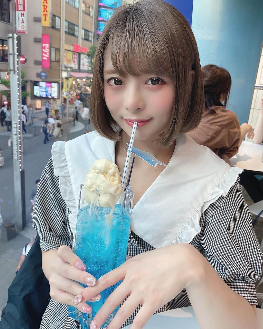 亀田ゆかりのインスタグラム：「. . 星座カフェ〜！ 私は山羊座 . . #星座カフェ #ミルキーウェイ #池袋カフェ」