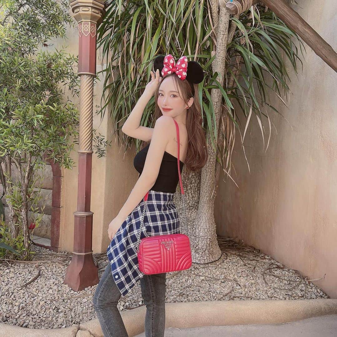 のインスタグラム：「🍺💗#tds #tokyodisneysea #disneysea #ディズニーコーデ #ディズニーシー #ディズニー40周年」