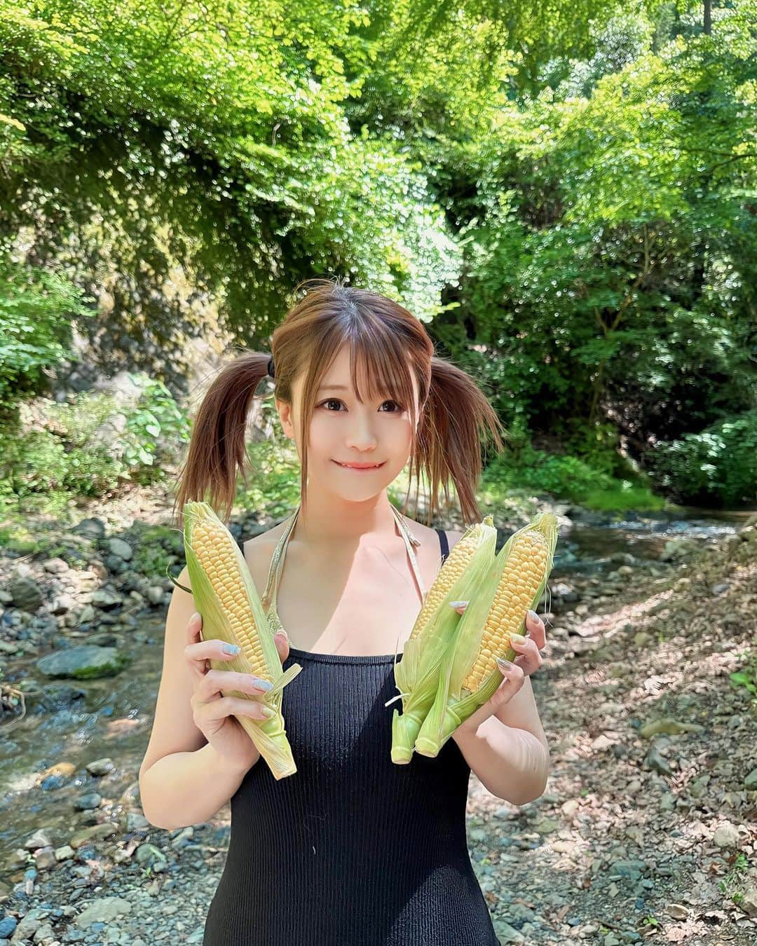 阿久津真央のインスタグラム：「👧🌽」