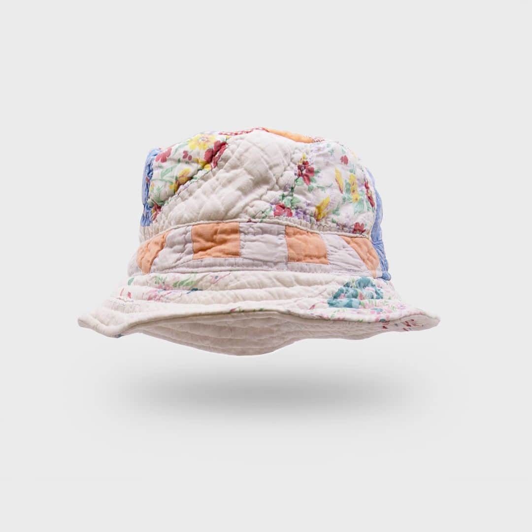 Nick Fouquetさんのインスタグラム写真 - (Nick FouquetInstagram)「Summer Bummer 🪣's Capsule out now  link in bio   #NickFouquet #BucketHats #Headwear #SummerBummerCapsule #NF #UnmatchableStyle」5月25日 1時00分 - nickfouquet