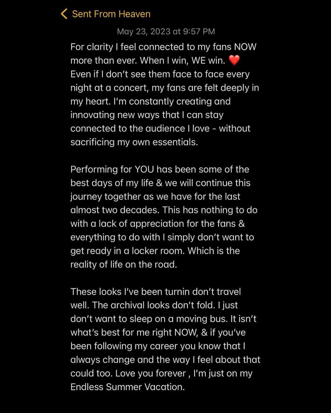 マイリー・サイラスのインスタグラム：「A message from Miley ❤️」