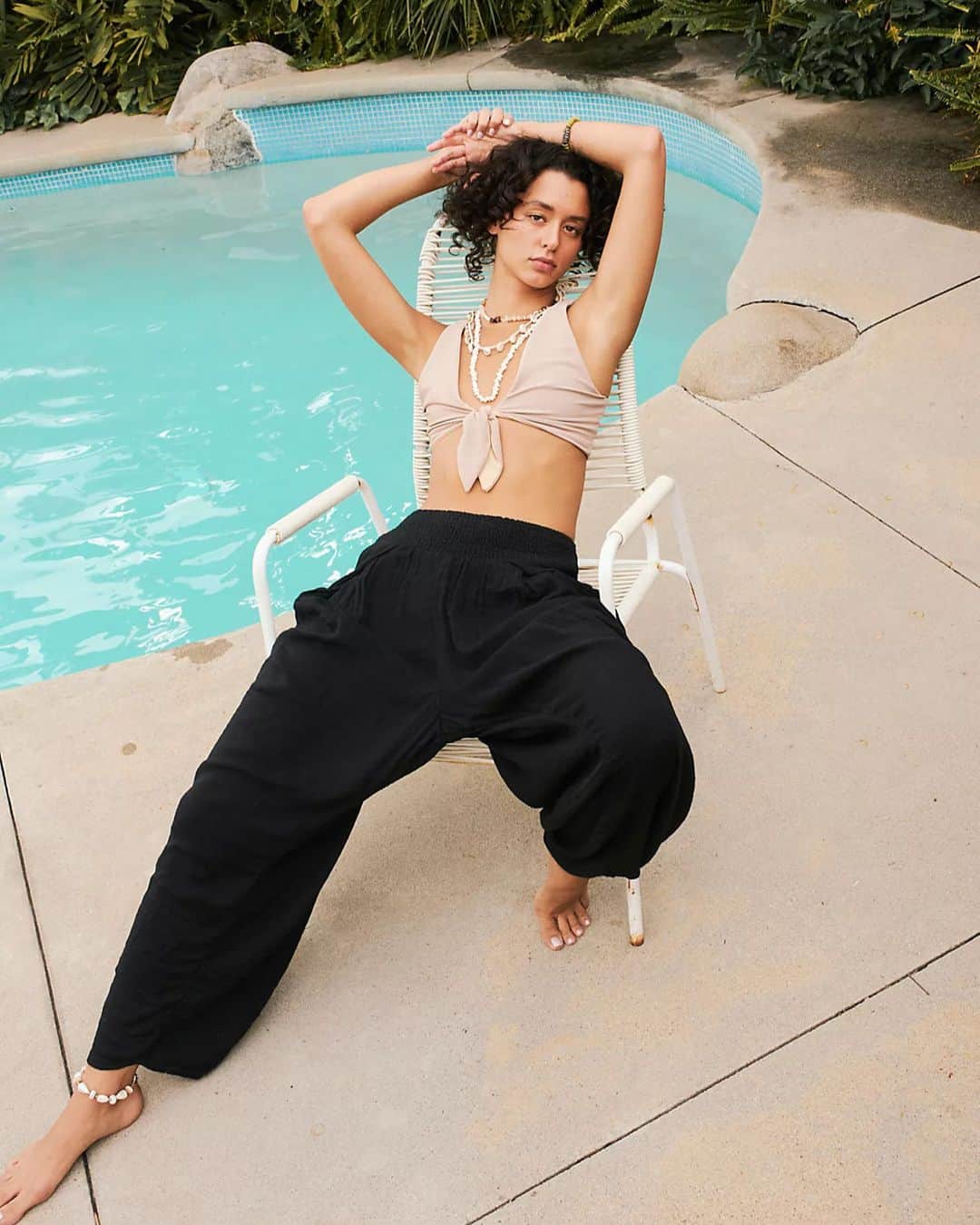 freepeopleのインスタグラム：「New in Free-Est... everyday pants and easy weekender sets. Link in bio.」