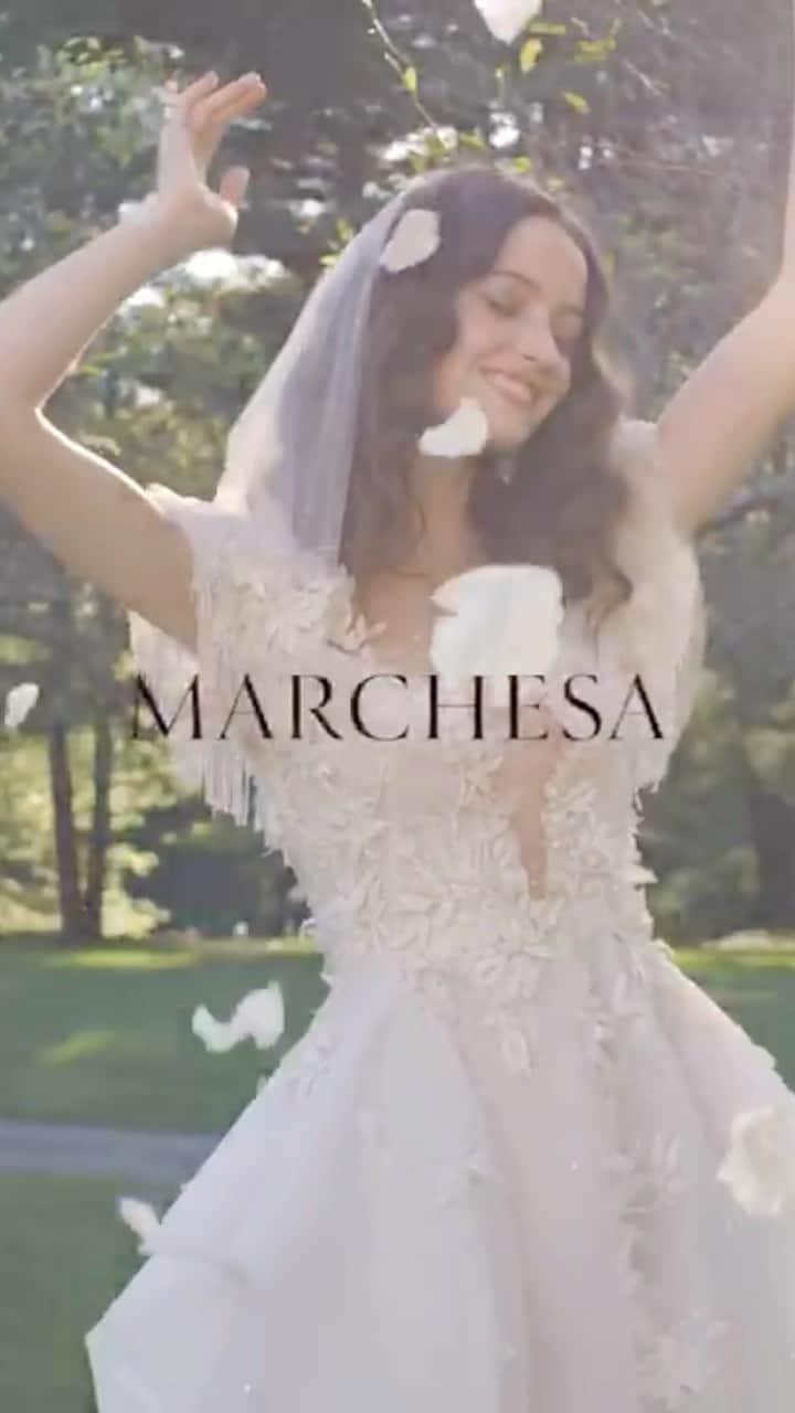 ミーガン・ピュレリのインスタグラム：「💒 🕊️ @marchesabridal」