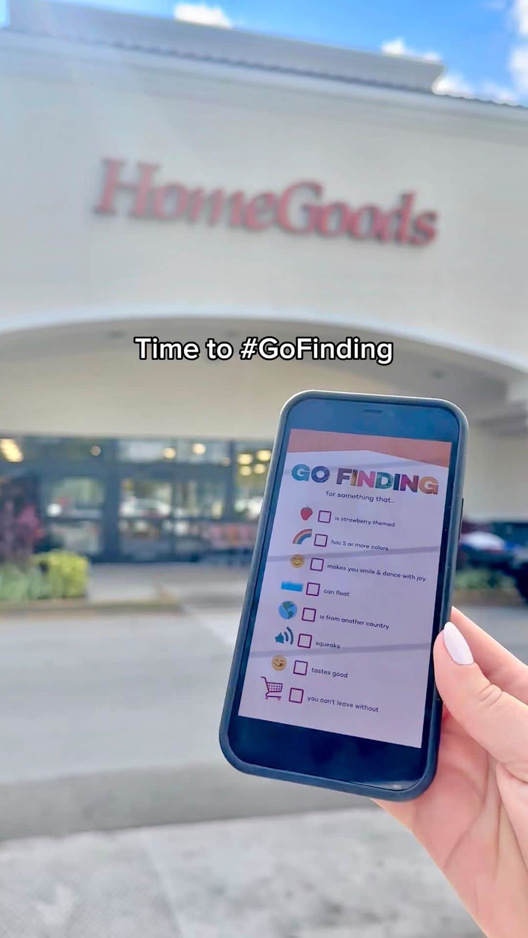 HomeGoodsのインスタグラム：「It’s #NationalScavengerHuntDay so you know what that means…it’s time to #GoFinding 🔎👏 Head to our stories to screenshot the list and try it for yourself!  Click the link in bio to #GoFinding online at HomeGoods.com」