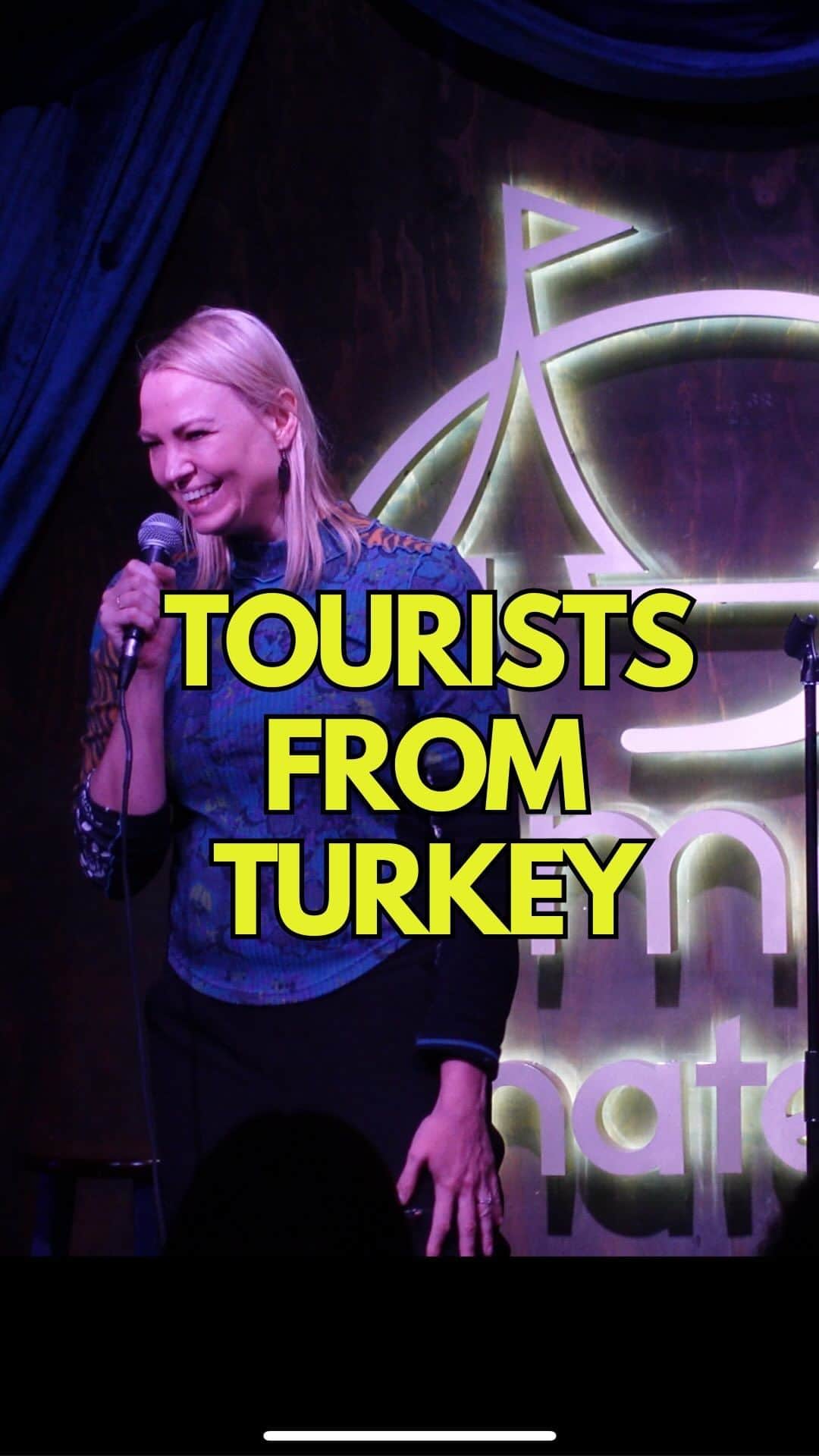イリナ・ヴォロニーナのインスタグラム：「Why are there so many tourists from Turkey? #comedy #standup #crowdwork」