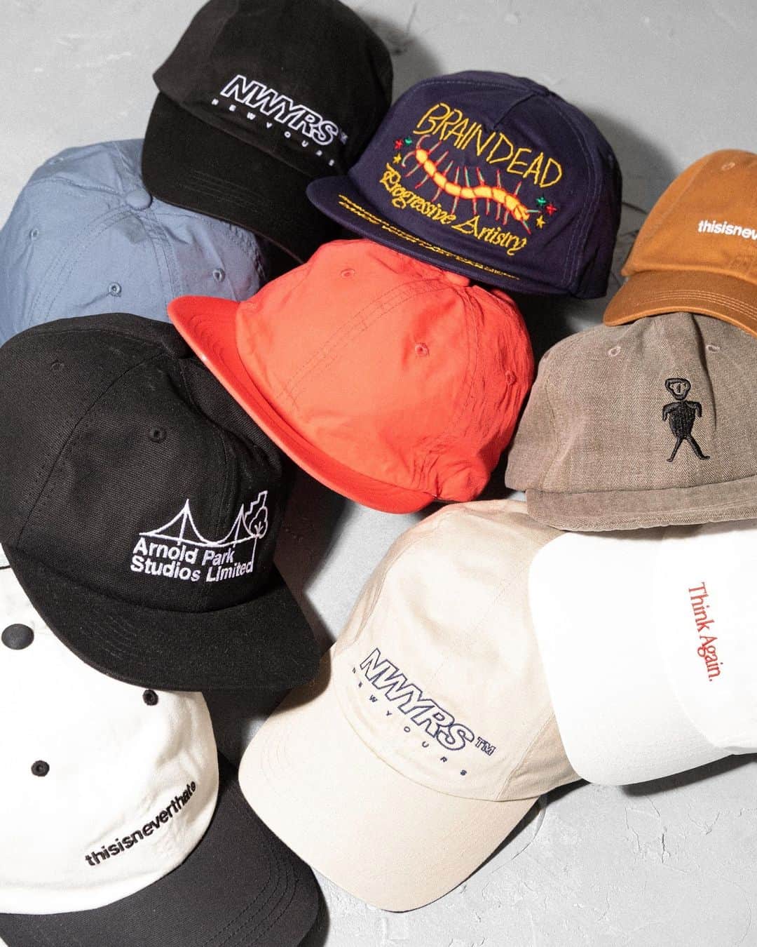 ガーブストアのインスタグラム：「Warm-weather essentials: Caps 🧢⁠ Whether you're looking to upgrade your fit or simply for functional purposes, explore our range of killer caps, from cult favourites to exclusives you can only find at Garbstore.⁠」