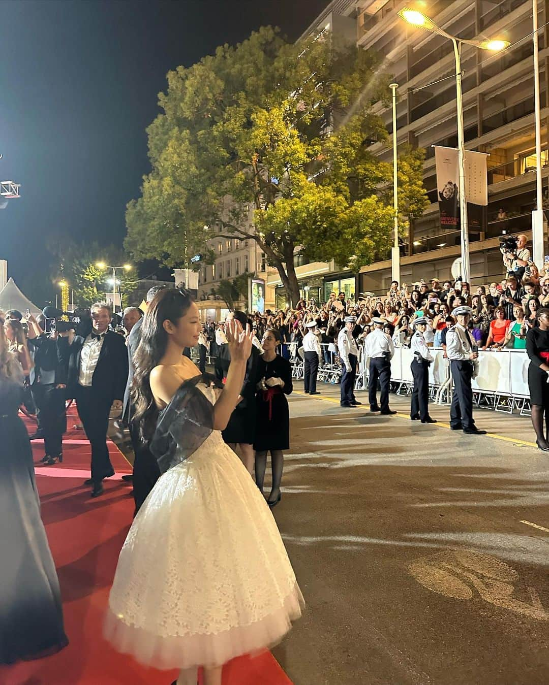 ジェニーさんのインスタグラム写真 - (ジェニーInstagram)「The Idol Premiere at the Cannes Film Festival ❣️」5月25日 2時40分 - jennierubyjane