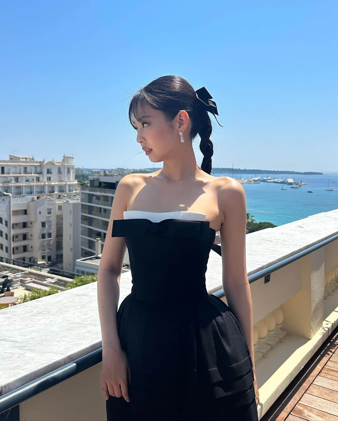 ジェニーさんのインスタグラム写真 - (ジェニーInstagram)「Dear Cannes 🤍」5月25日 3時21分 - jennierubyjane