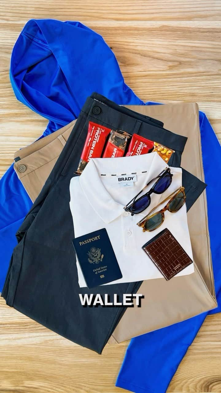 トム・ブレイディのインスタグラム：「Start your Father’s Day shopping yet?  Stock up your dad’s travel bag with some of my picks from @bradybrand and @amazonfashion.」