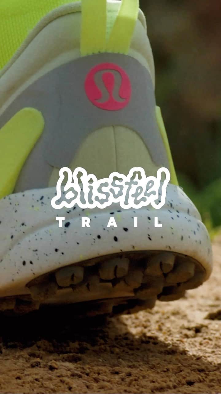 lululemonのインスタグラム：「What does further feel like? Find out in the new blissfeel trail shoe. Rugged grip and a secure fit take your run above—then beyond. Available now at the link in bio. ​  Captured on trailblazing lululemon Ambassadors: @themirnavator, @runcamille, @leah_yingling, and @stefanieannflippin」