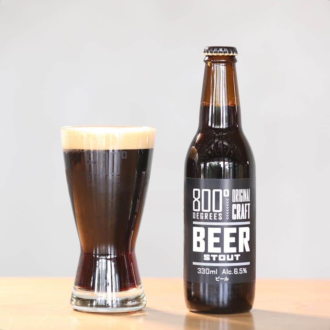 800DEGREES JAPANのインスタグラム：「* 800°DEGREES CRAFT BREW STAND  Have you tried our original stout beer?  We have a wide range of Kanagawa's beers, there's something for every beer lovers!  Click link to see full menu!  #800degreesjapan」