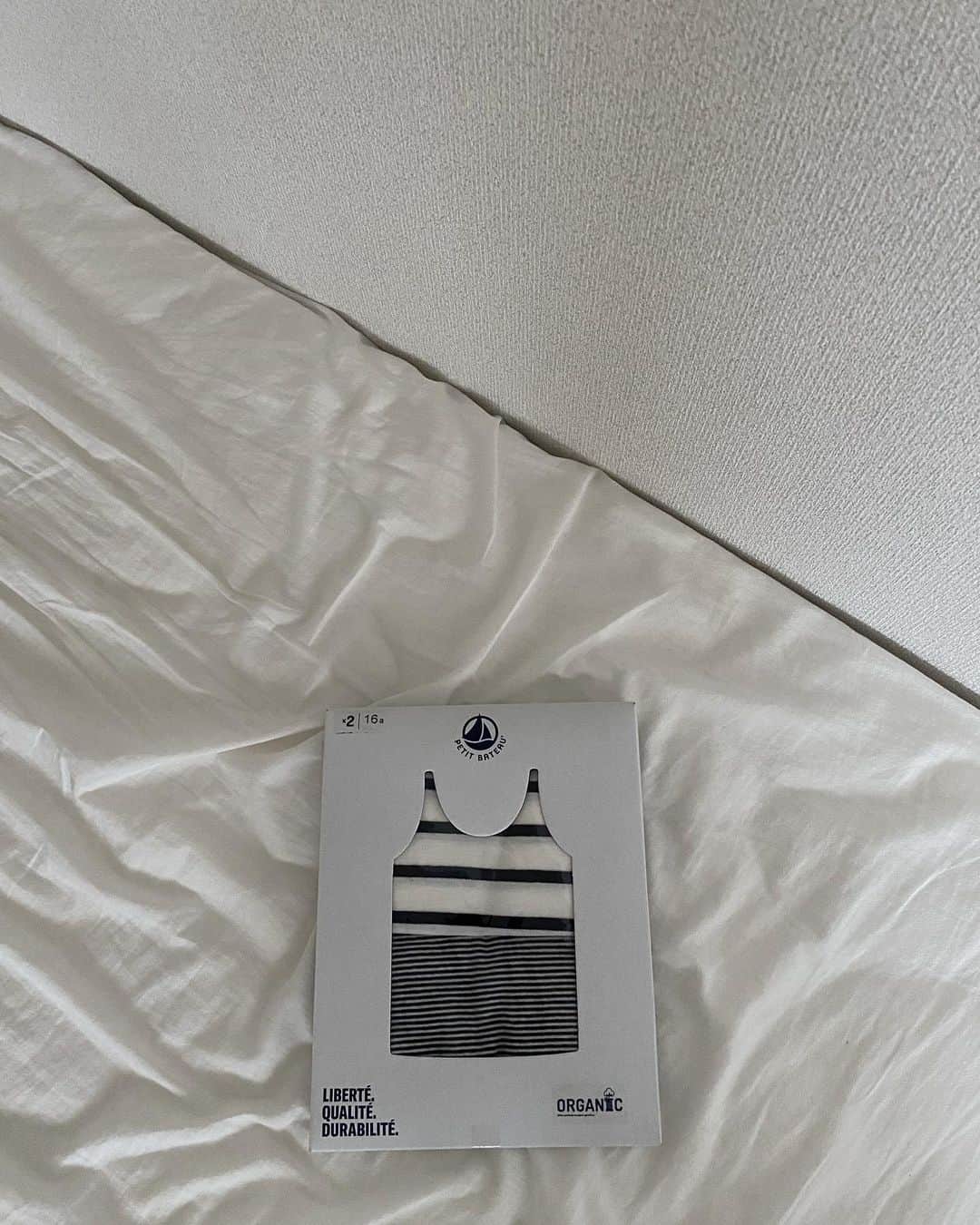 小田川エリカさんのインスタグラム写真 - (小田川エリカInstagram)「・  @petitbateau_jp のキャミソールの時期がやってきた🍉  毎年可愛すぎて必ずGETしてるシリーズなんだけど 本当に着やすくて可愛いから着てるだけで テンションが上がる☀️  159cm Mサイズ  #sponsored #プチバトー #petitbateau #プチバトーキャミ #ルームウェア #プチバトー130周年」5月25日 14時54分 - 0904.erika