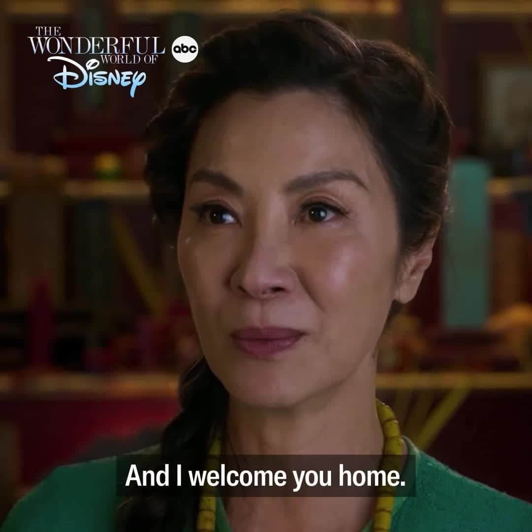 アメリカン・ブロードキャスティング・カンパニーのインスタグラム：「He was destined to become a hero. 💫 #TheWonderfulWorldOfDisney presents the broadcast premiere of Marvel Studios' #ShangChi and The Legend of The Ten Rings, TONIGHT at 8/7c on ABC!」