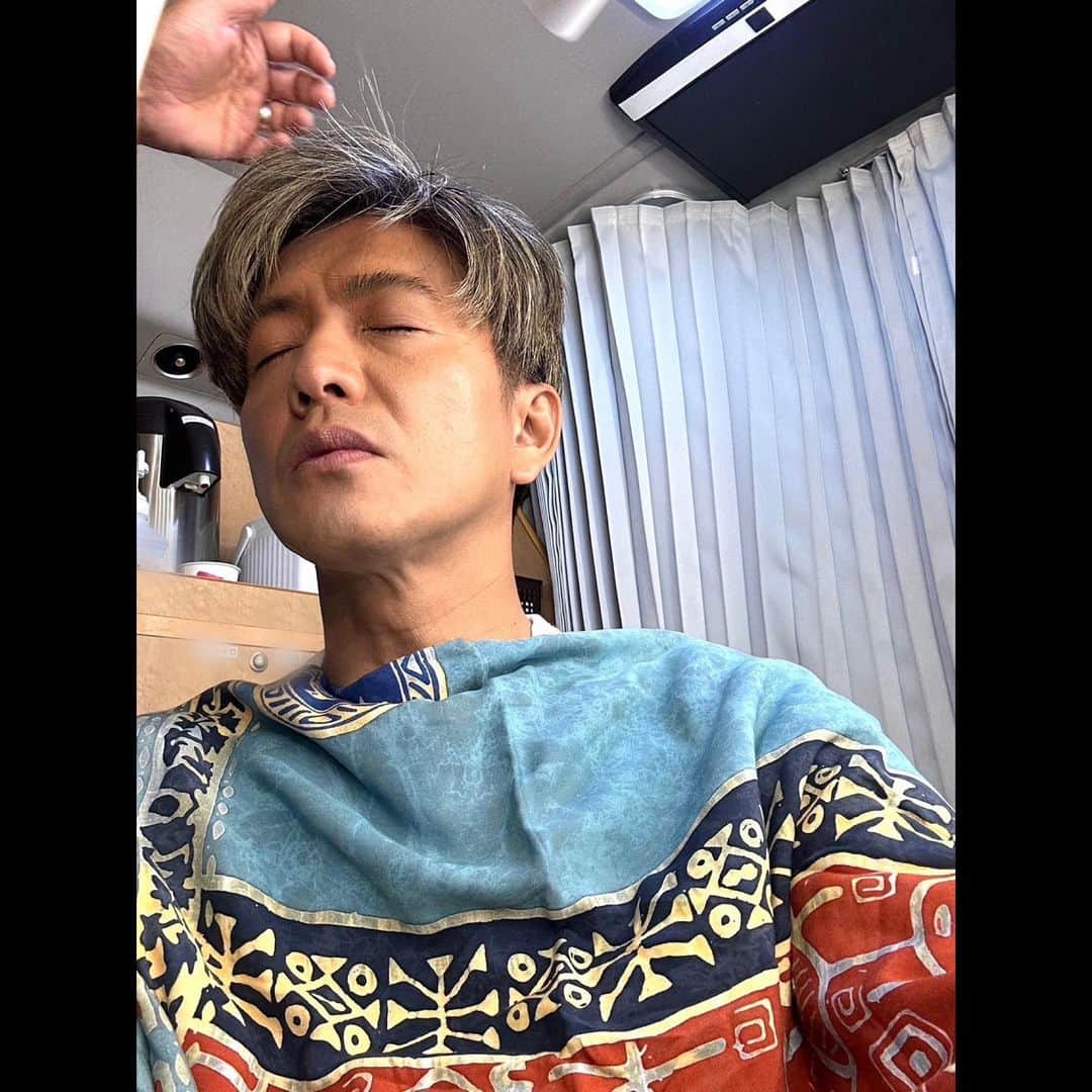 木村拓哉さんのインスタグラム写真 - (木村拓哉Instagram)「⁡ ⁡ ⁡ 「おはようございます ⁡ 今日の撮影に向けて、スタンバイ中 ...