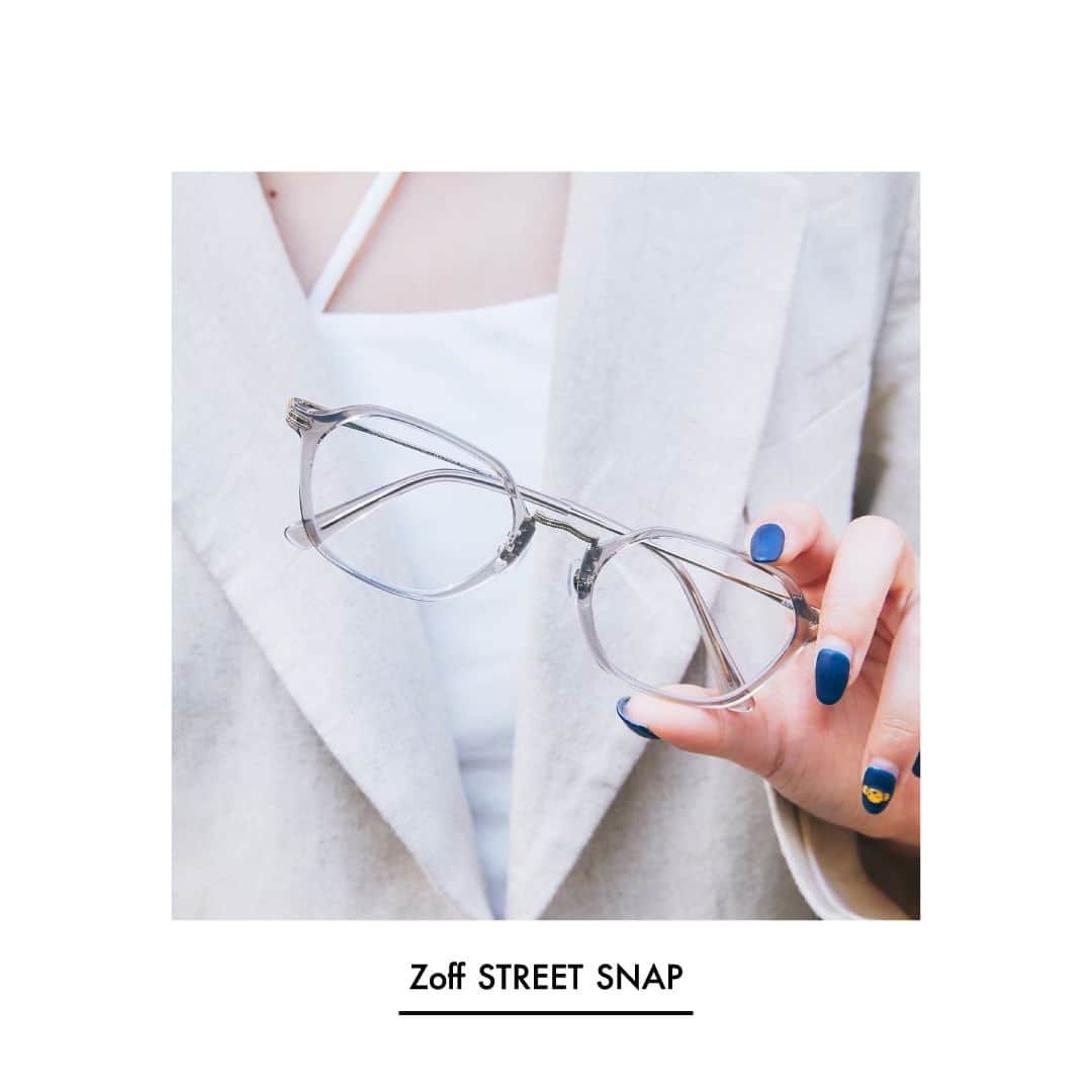 Zoff Officialさんのインスタグラム写真 - (Zoff OfficialInstagram)「【Zoff STREET SNAP @表参道】 オシャレなあの人が選ぶ、メガネ。 街のオシャレな人に、その日のコーデや気分に合わせてZoffのメガネを一つ選んでもらいました。  ZA231018_11A1 (ライトグレー)　￥11,100 ※税込・セットレンズ代込み  model：和花　@nodo__aaaa  #Zoff #メガネ #ファッションスナップ #クリアフレーム #オクタゴン #多角形 #伊達メガネ #ゾフ #表参道 #ファッションスナップ #ストリートスナップ #streetsnap #fashionphotography」5月25日 9時42分 - zoff_eyewear