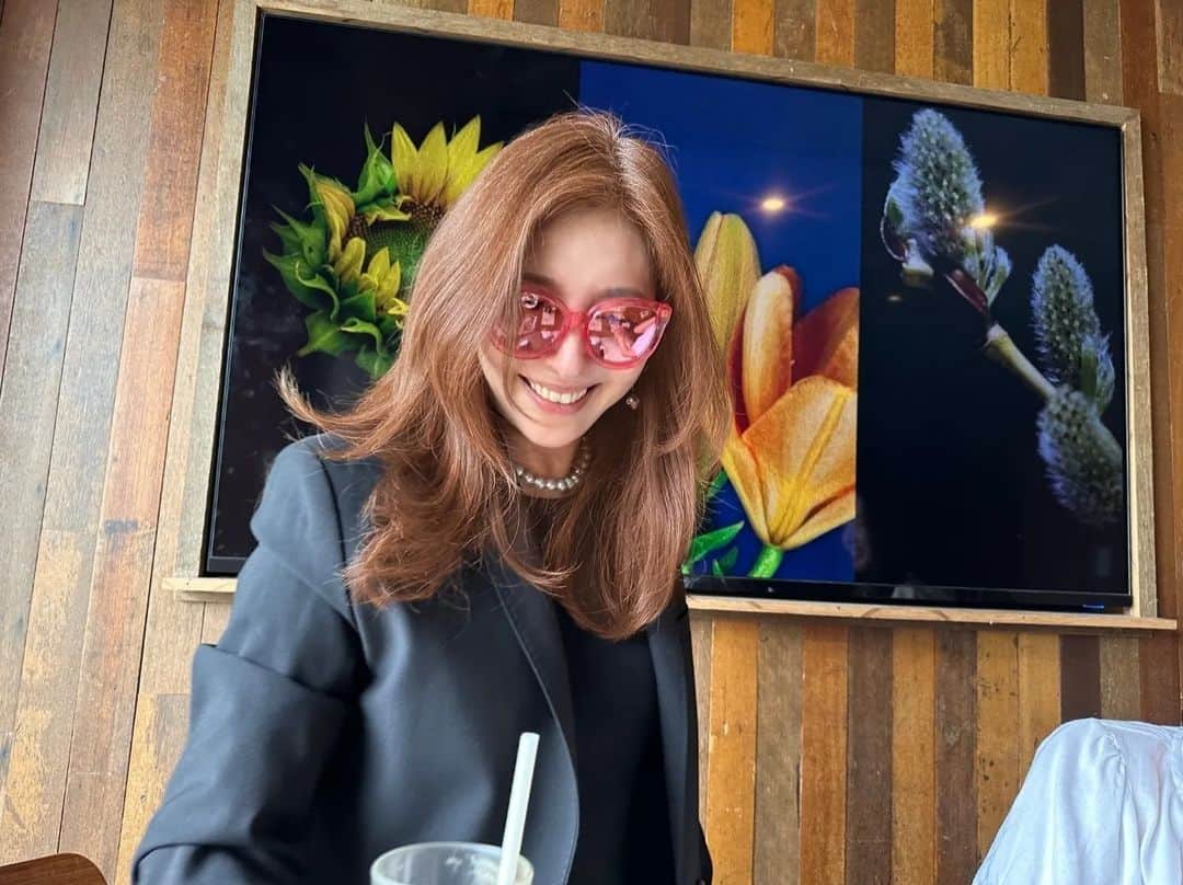のインスタグラム：「😍😍  #예인 2001년부터~~~♡ #명성황후 #보내주신 선물도 찰칵 ㅎ」